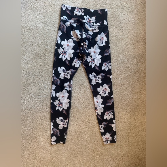 Zobha black floral leggings, Small - Picture 2 of 6